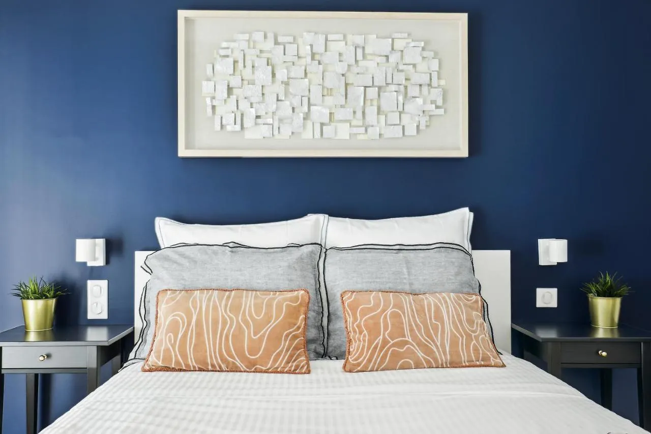 Luxury Near Monceau & Wagram Apartment Paris