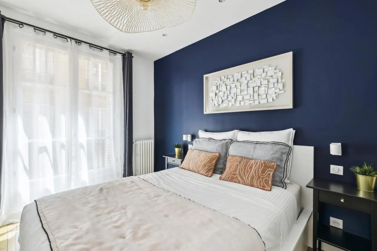 Luxury Near Monceau & Wagram Apartment Paris